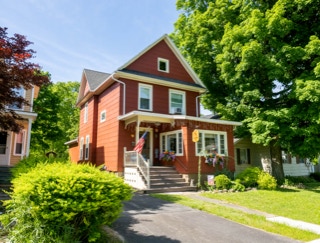 The Cardinal Inn Front